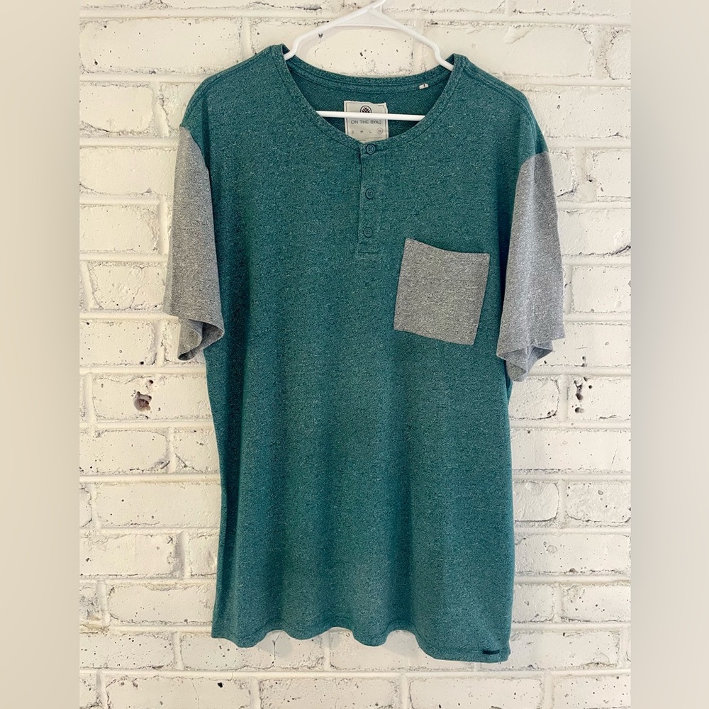 Mens Green & Grey Henley T-Shirt Size XL